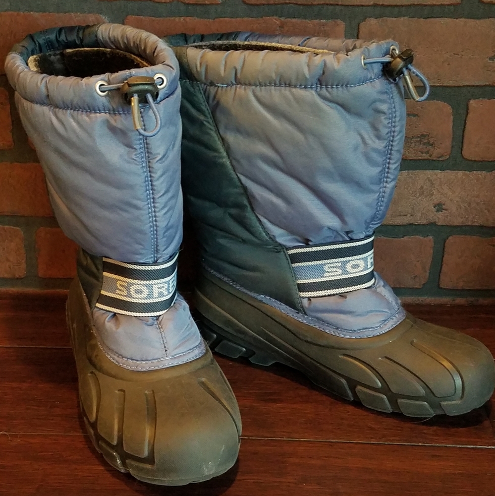 SOREL SNOW BOOTS